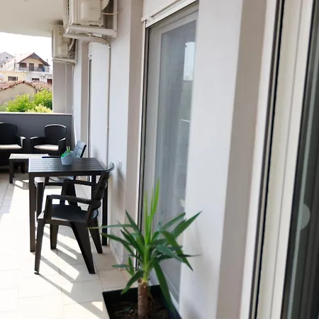 ιωάννα 3 * Mesimérion